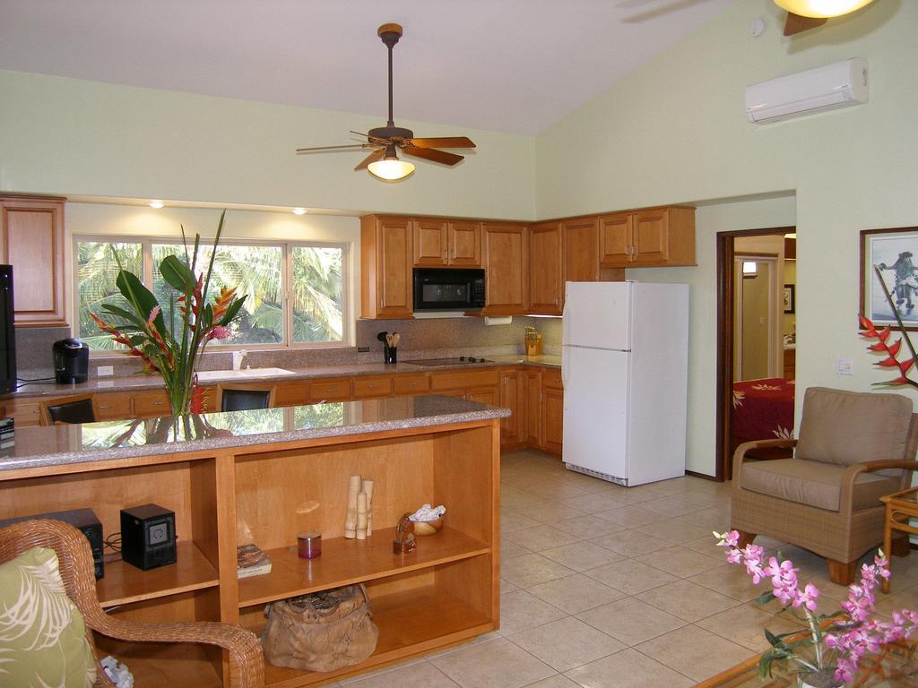 Aloha Aku Inn & Suites Kihei Pokój zdjęcie