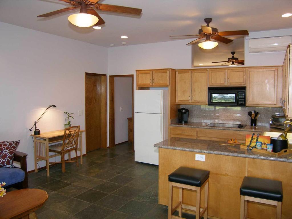 Aloha Aku Inn & Suites Kihei Pokój zdjęcie