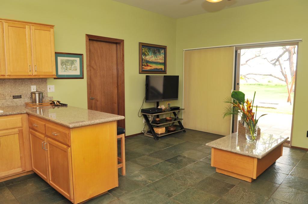 Aloha Aku Inn & Suites Kihei Pokój zdjęcie